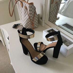 Platform suede and gold black heels NEVER WORN